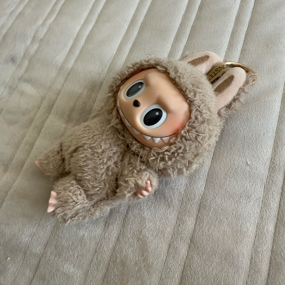 Original Labubu. - Picture 3 of 4